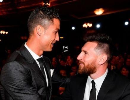 官方：西班牙籍埃尔南德斯执法亚特兰大vs切尔西的欧冠比赛