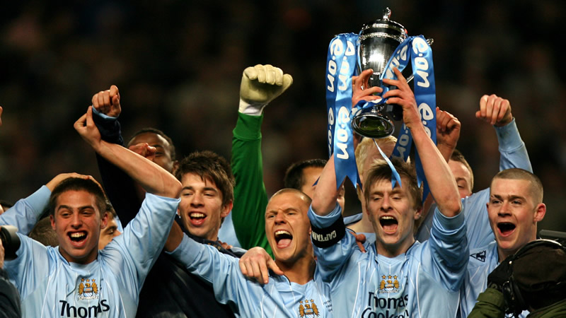 镜报：麦克托米奈上赛季意甲收官战亲签球衣成交价超2.4万欧