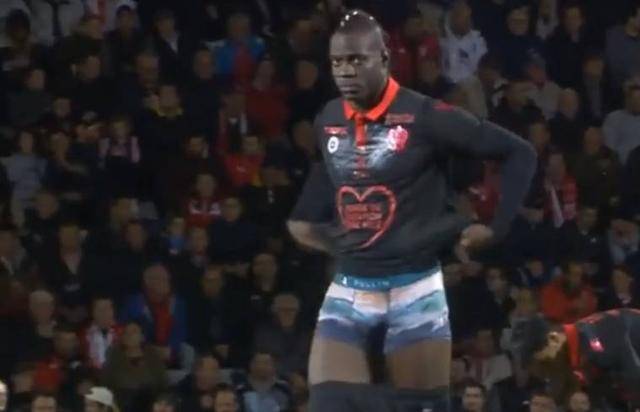 意媒：加比亚膝盖受伤，将缺席意大利超级杯半决赛（意媒称加比亚膝伤无缘意大利超级杯半决赛）