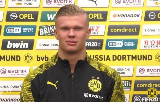 被罚下2人后输球！皇马电视台愤怒：内格雷拉制造的裁判