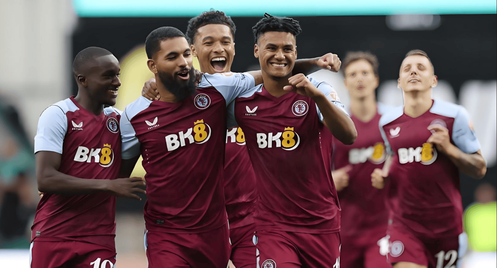 终极猜想来了：阿森纳掉链子无缘冠军VS英超夺冠，你选哪个？