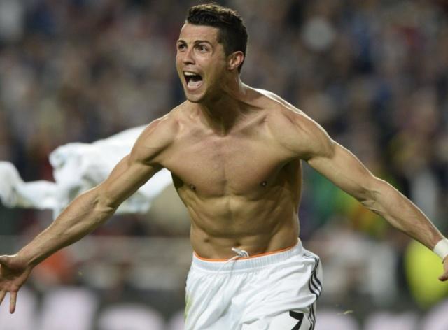 英超官方：这是理查利森在北伦敦德比中进球的慢放镜头（英超官方发布：理查利森北伦敦德比进球慢镜头回放）