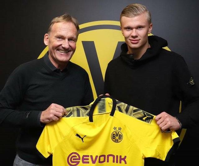 高票当选！孙兴慜世界波连续三年获得韩国足协年度最佳进球（孙兴慜世界波三连庄：高票斩获韩国足协年度最佳进球）