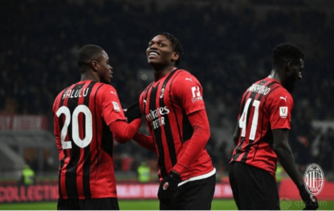 罗马诺：加纳乔与贝西克塔斯的转会传闻不实，他想留在英超