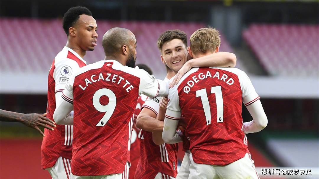 西媒：法兰克福球迷损坏诺坎普设施，巴萨向其索赔6100欧（西媒称：诺坎普设施遭损坏，巴萨向法兰克福球迷索赔6100欧元）