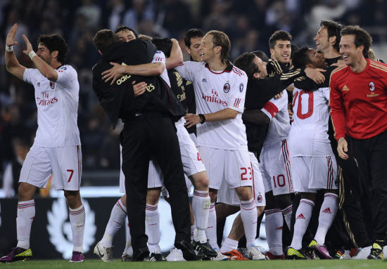 世预赛全胜+零失球！英格兰2-0客胜阿尔巴尼亚，凯恩梅开二度