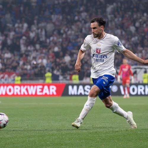 武里南联外援：每名队友都表现得非常出色，我们晋级机会很大